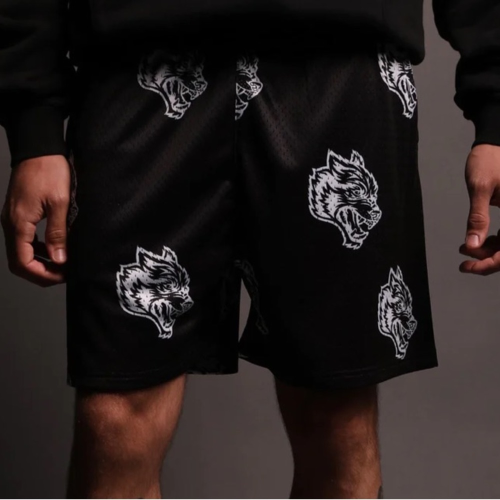 NEW CLUB MONOGRAM MESH SHORTS IN BLACK SIZE:L - Picture 2 of 6